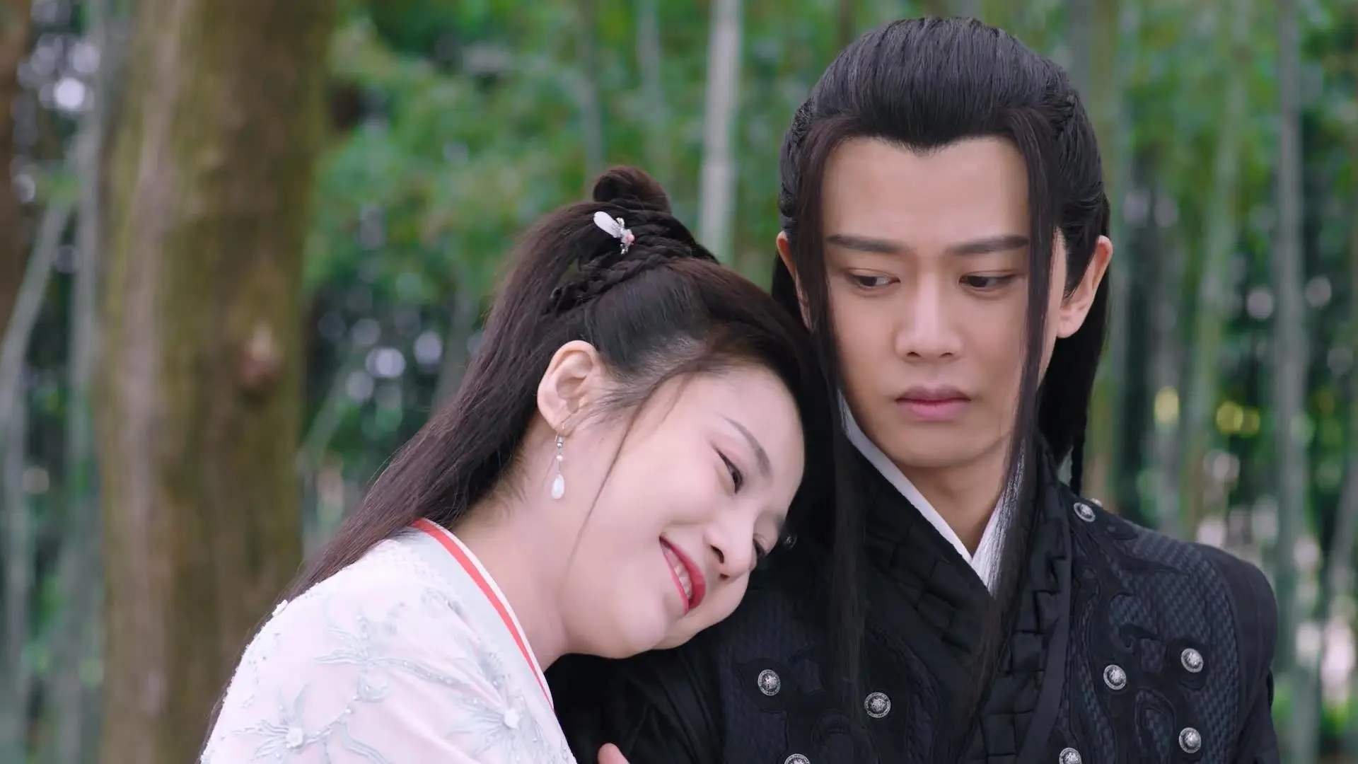 陈佳女子跳水精彩夺冠,陈佳鸣跳水